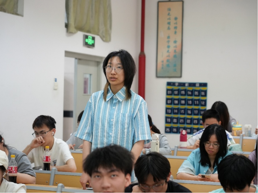 H动画